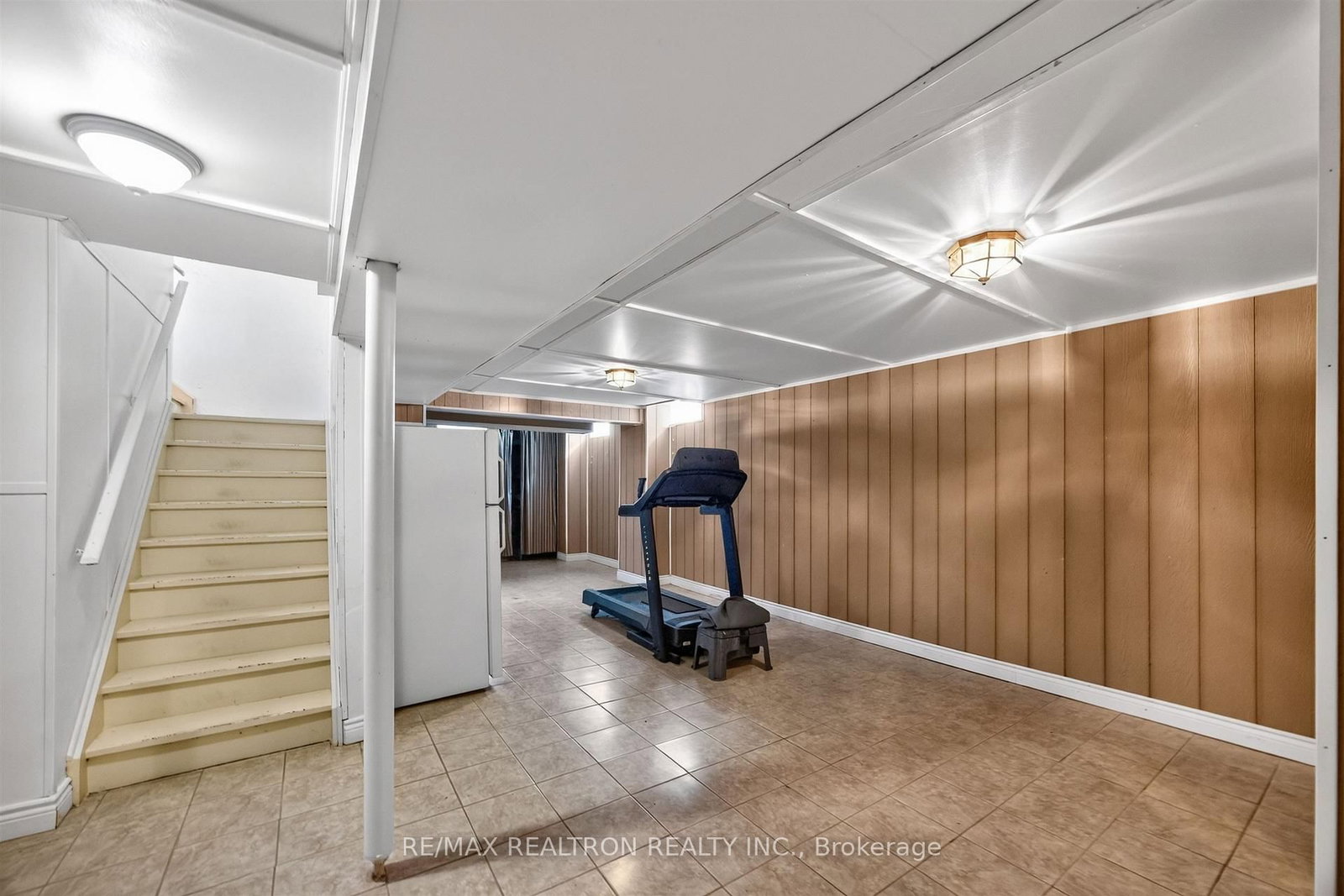 22 Queensborough Court • Richmond Hill, ON photo 39