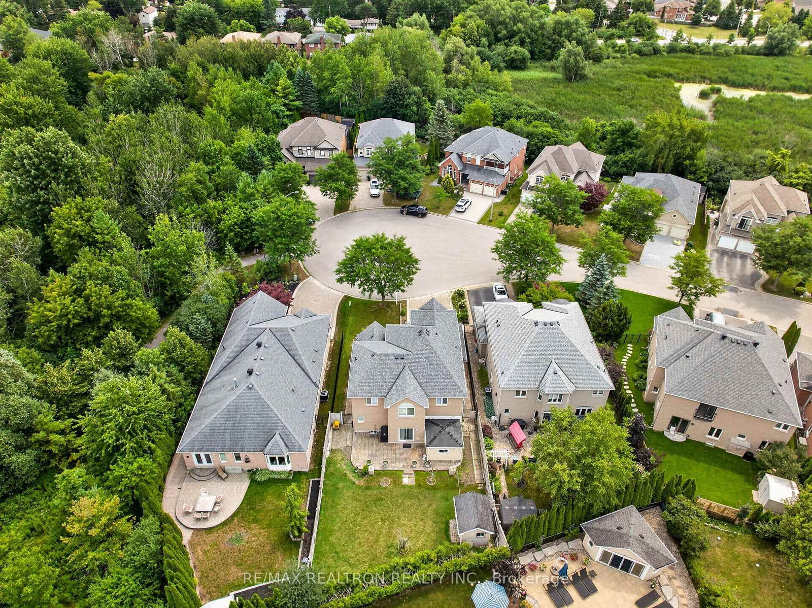 22 Queensborough Court • Richmond Hill, ON photo 45