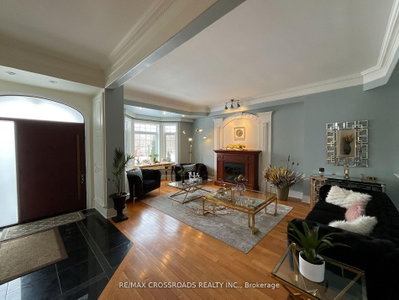 129 Lakeland Crescent, Richmond Hill, ON, photo 5