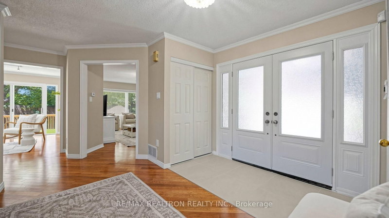 103 THORNBURY Circle