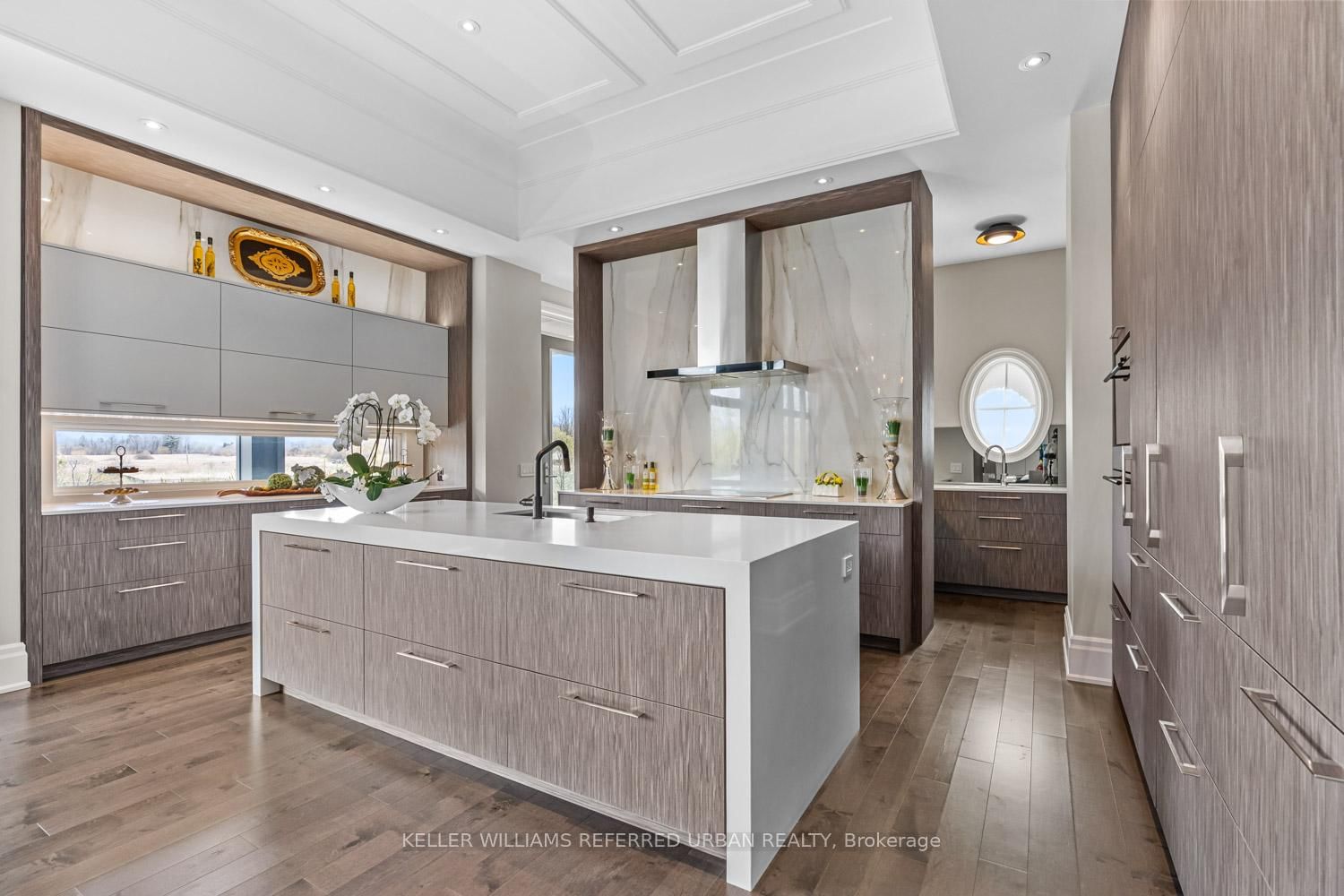 61 Ria Court • King, ON photo 8