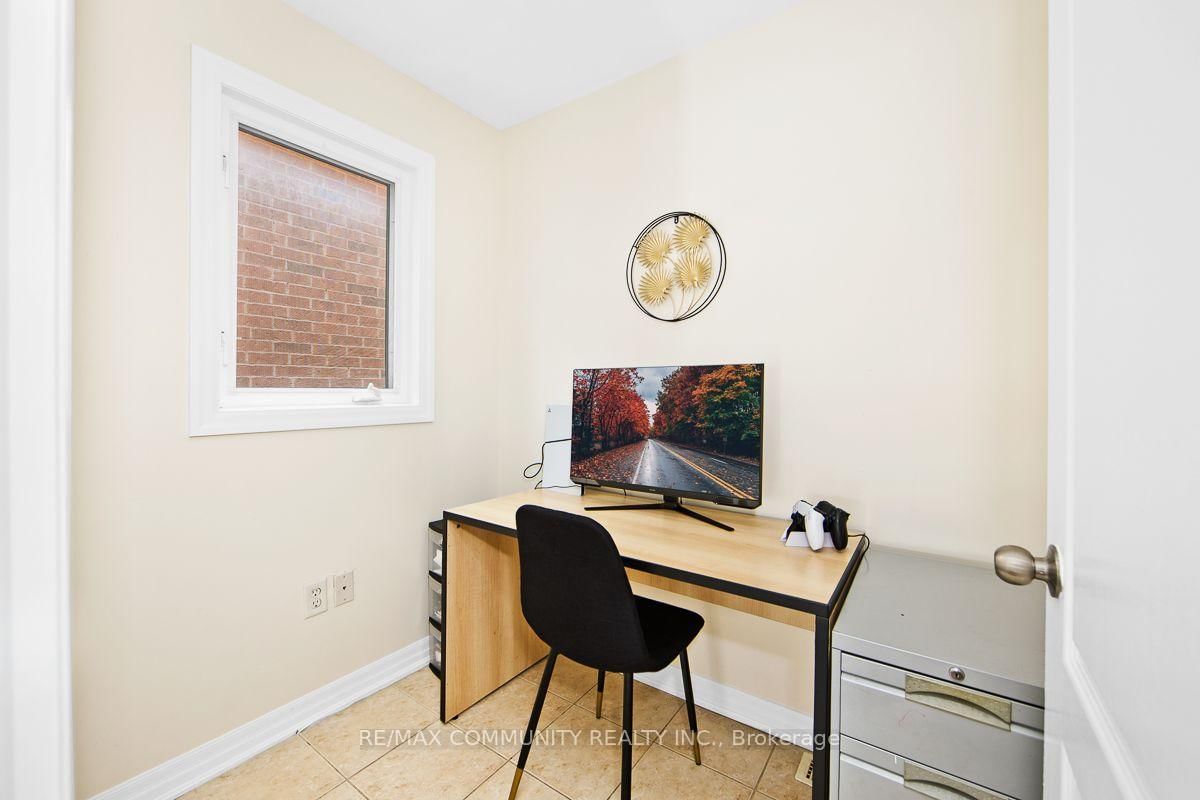 58 Clamerten Road • Whitchurch-Stouffville, ON photo 15