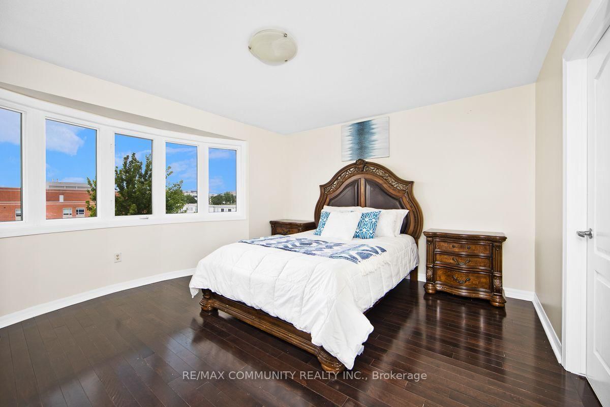58 Clamerten Road • Whitchurch-Stouffville, ON photo 22