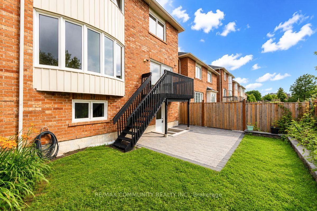 58 Clamerten Road • Whitchurch-Stouffville, ON photo 37