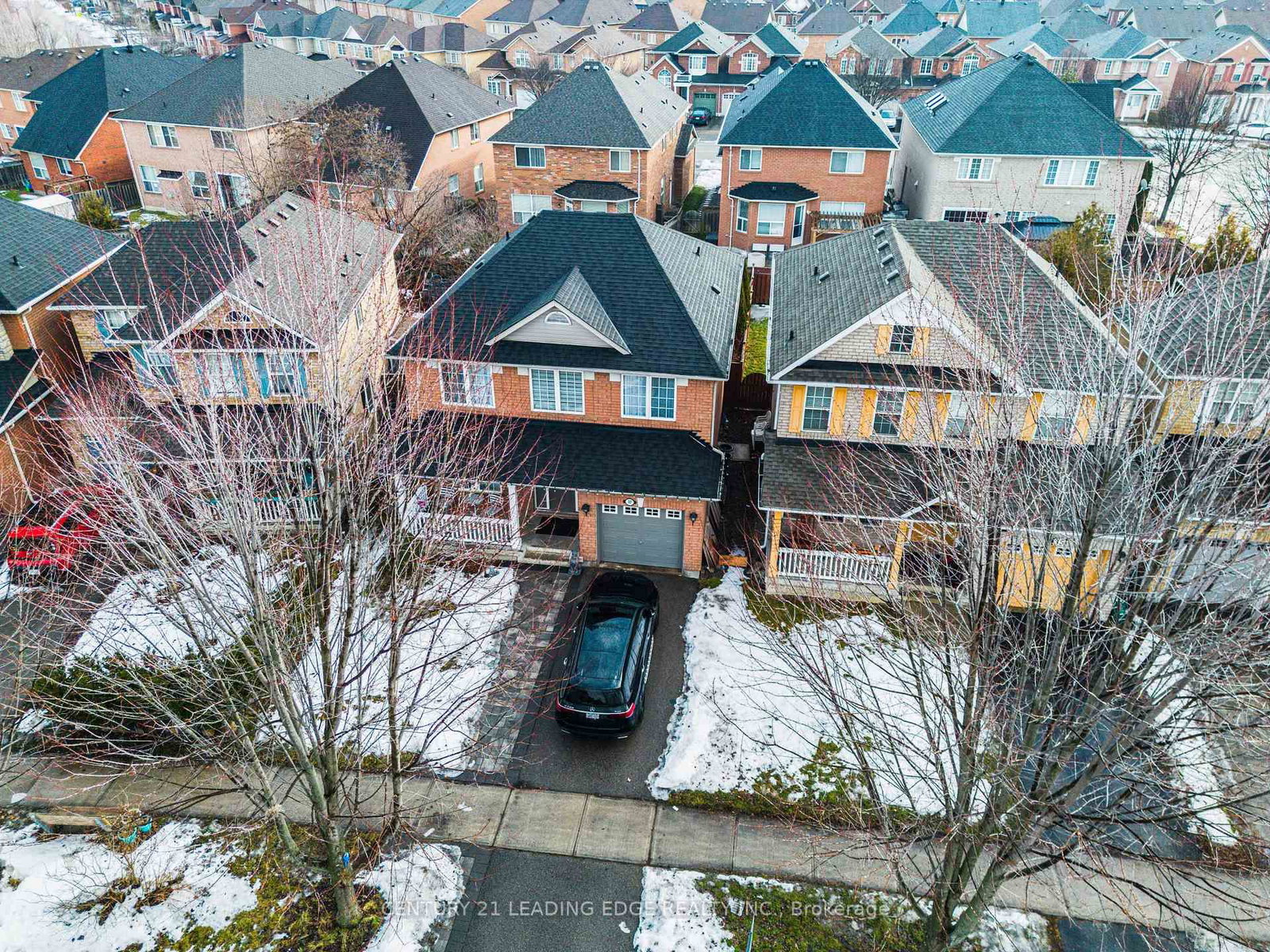 37 Landsdown Crescent • Markham, ON photo 1