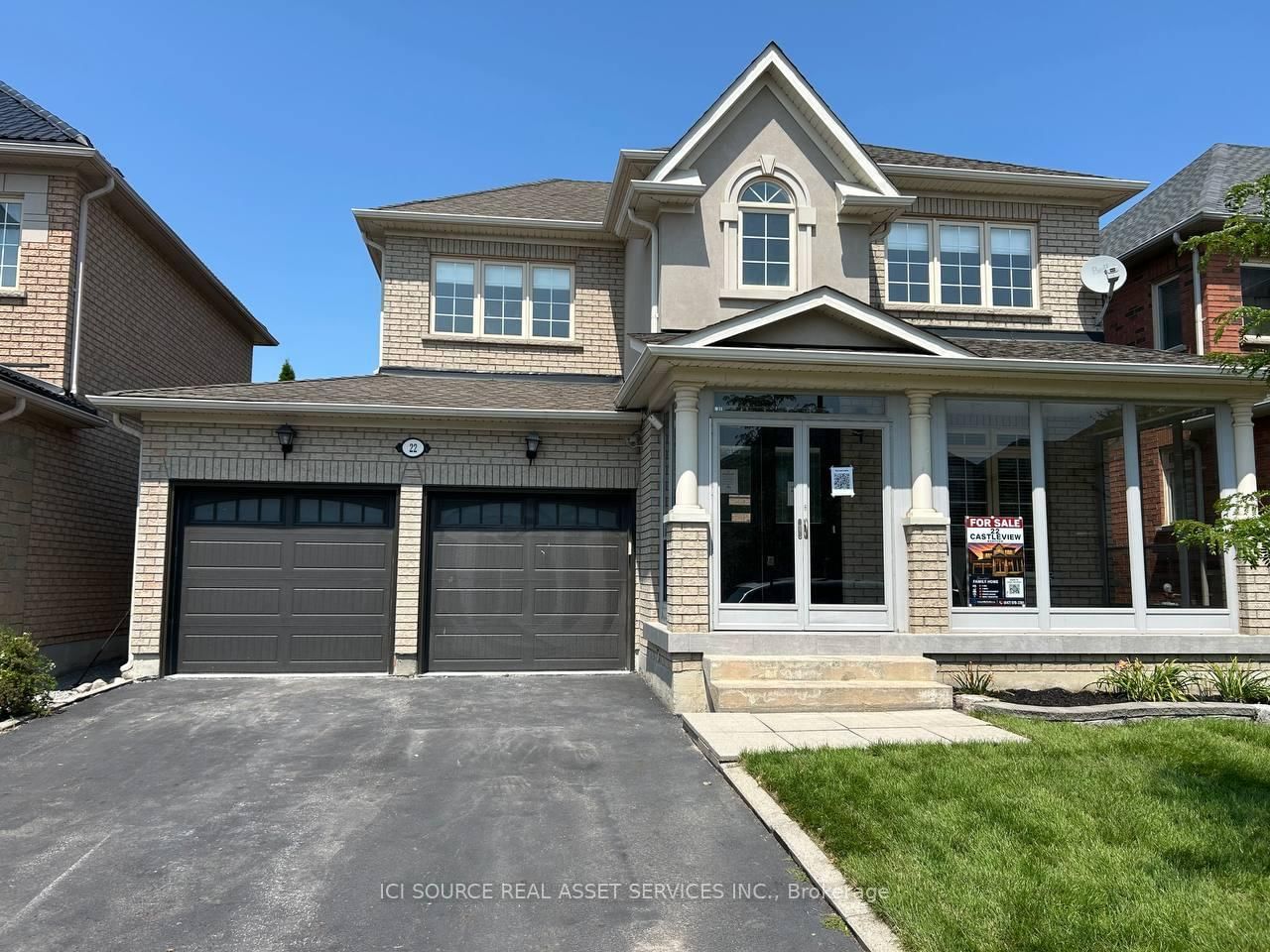 22 Castleview Crescent • Markham, ON photo 2
