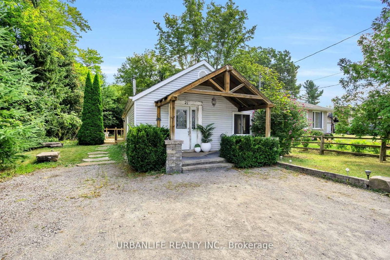 21 Oak Avenue