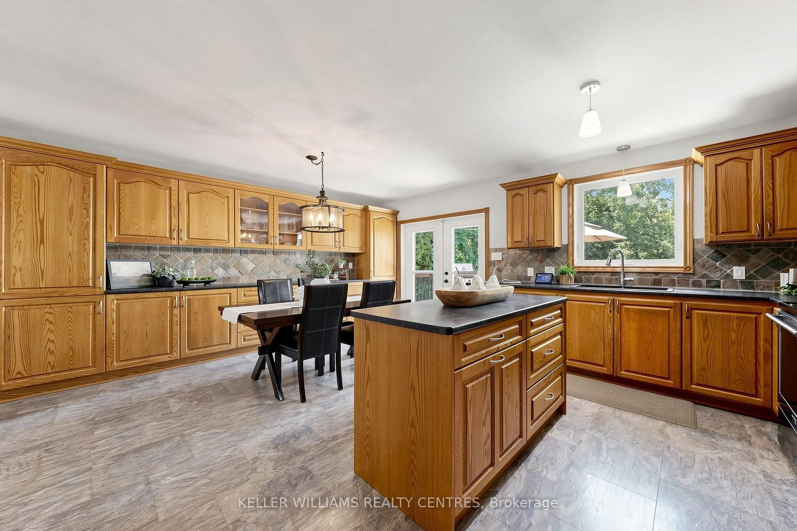 54 Dorothy Avenue • Georgina, ON photo 12
