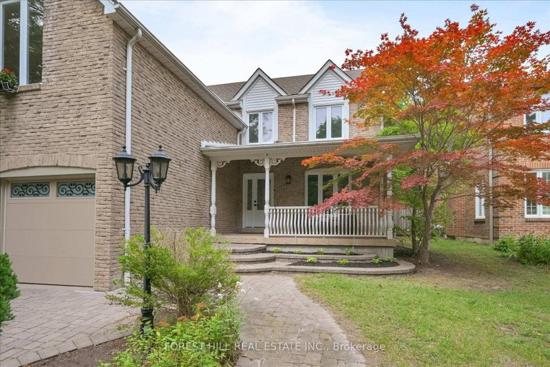 30 Pennock Crescent