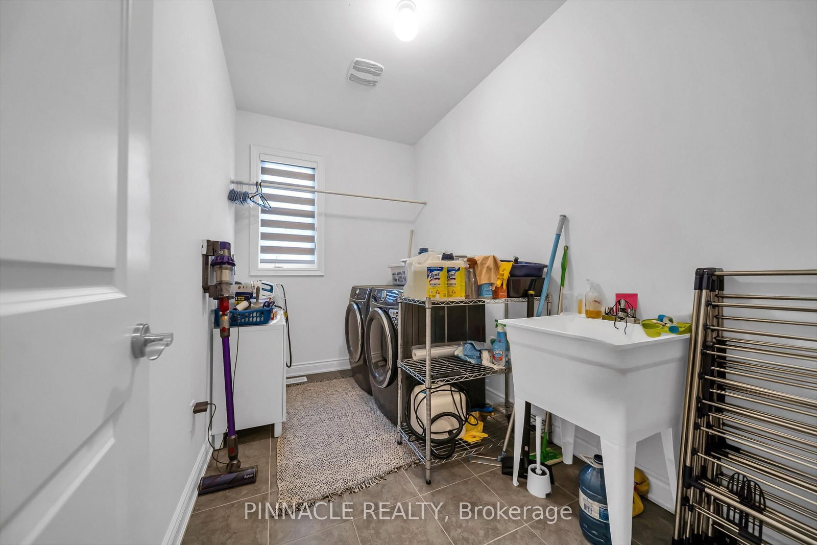 52 Chandos Gate • Vaughan, ON photo 37