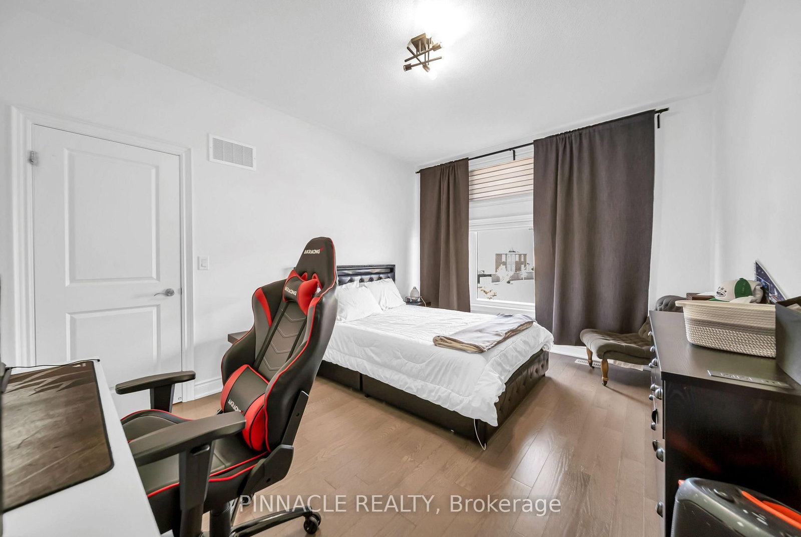 52 Chandos Gate • Vaughan, ON photo 38