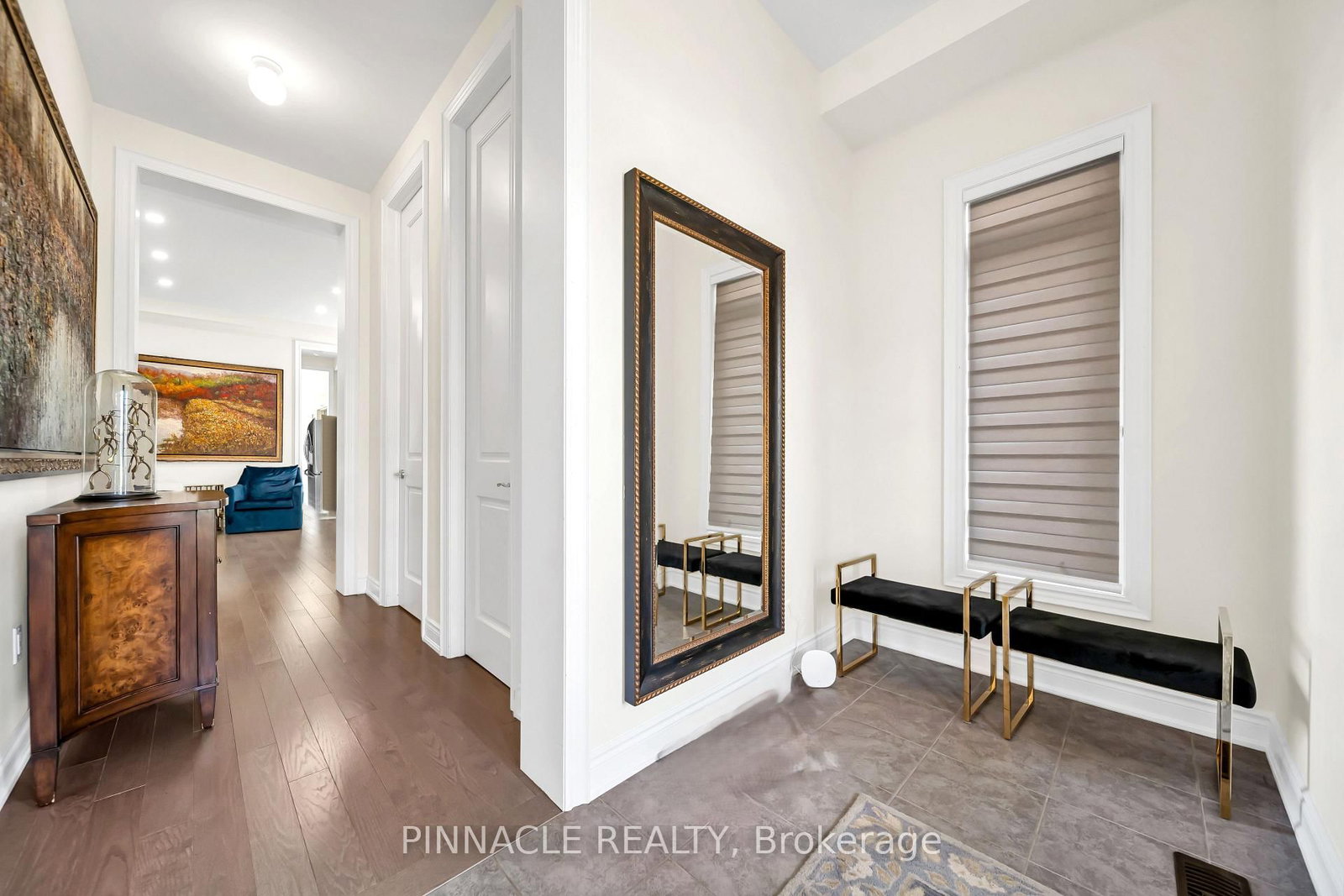 52 Chandos Gate • Vaughan, ON photo 5