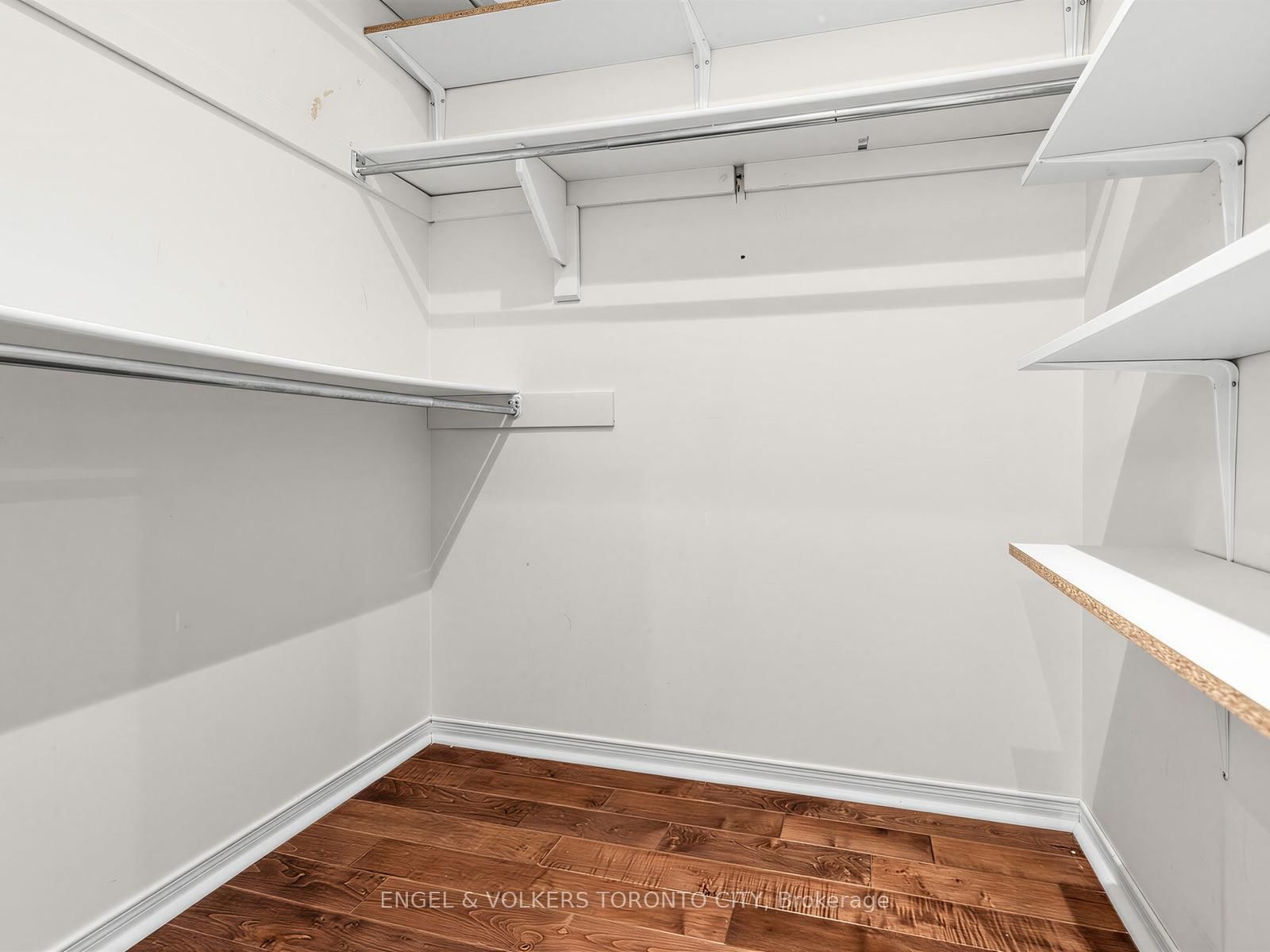 98 Golf Links Drive • Aurora, ON photo 32