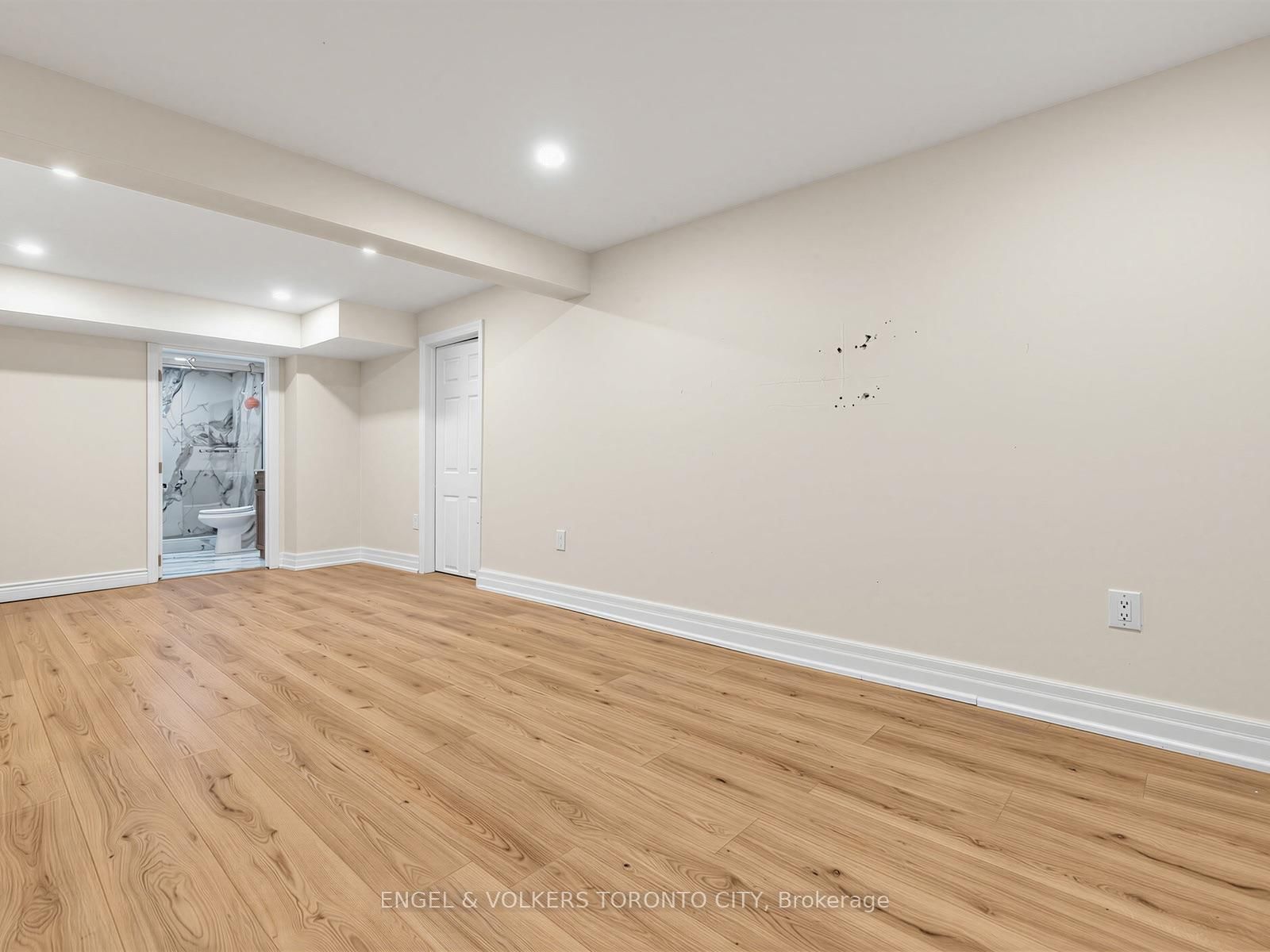 98 Golf Links Drive • Aurora, ON photo 41
