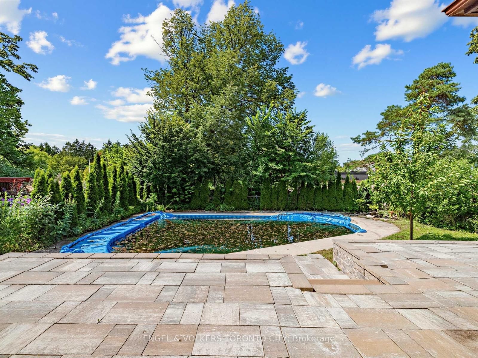 98 Golf Links Drive • Aurora, ON photo 47
