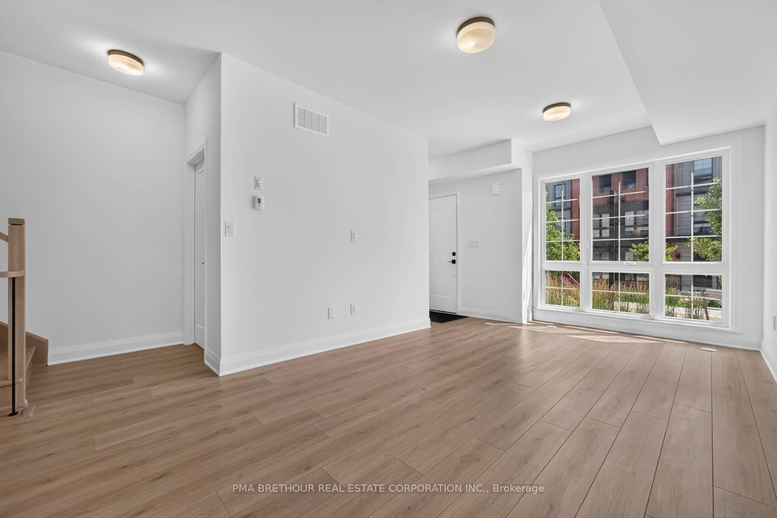 52 Burleigh Mews • Vaughan, ON photo 7