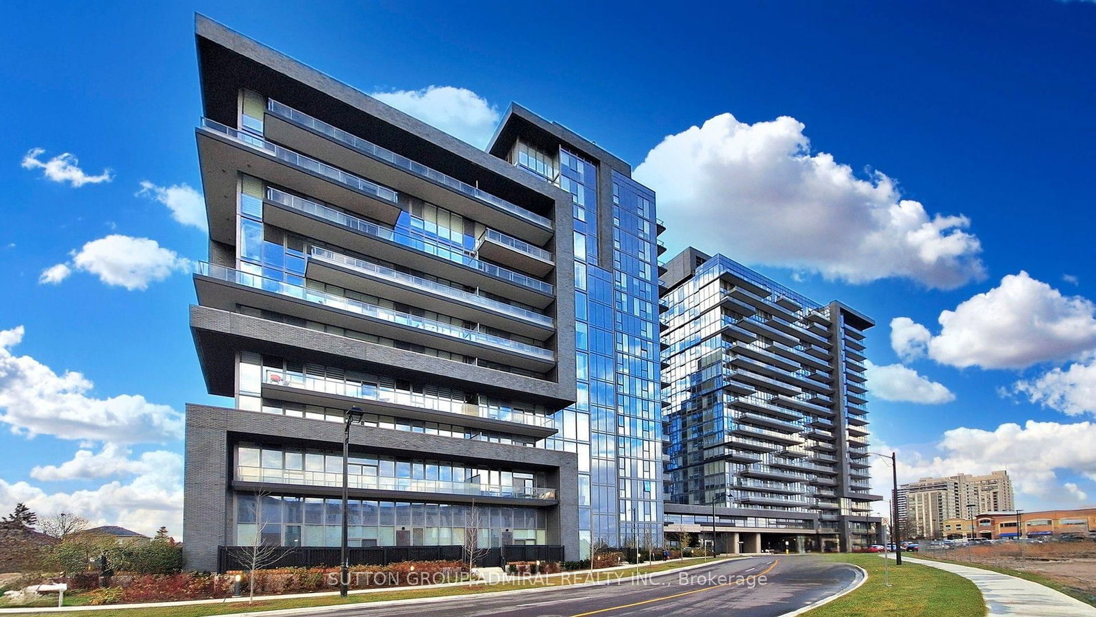 10 Gatineau Drive • #913 • Vaughan, ON photo 1