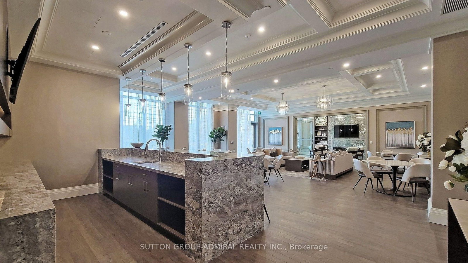 10 Gatineau Drive • #913 • Vaughan, ON photo 15
