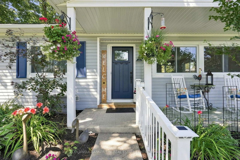22 Western Avenue