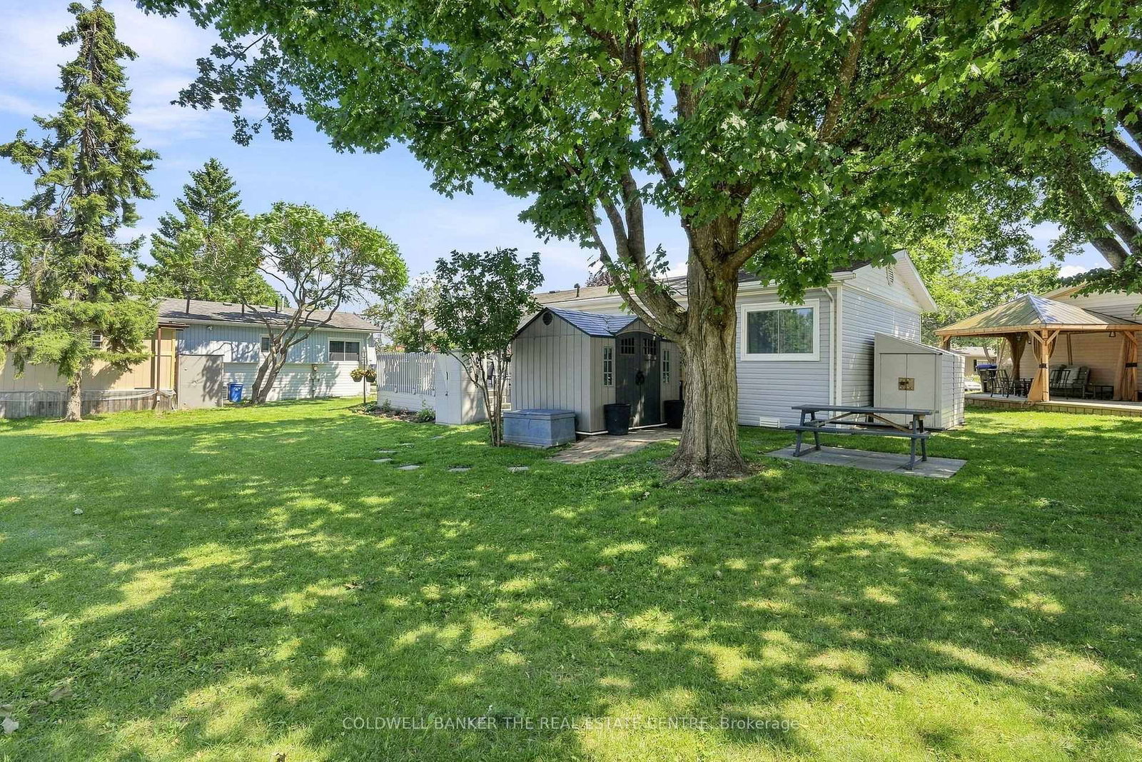 22 Western Avenue • Innisfil, ON photo 31