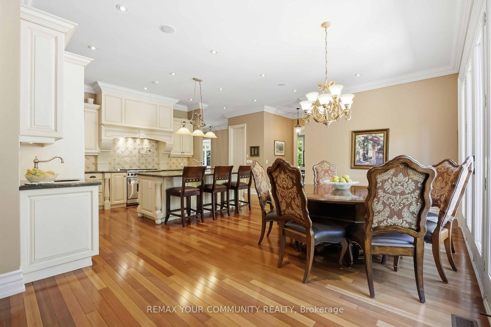 46 Lake Woods Drive • Whitchurch-Stouffville, ON photo 14