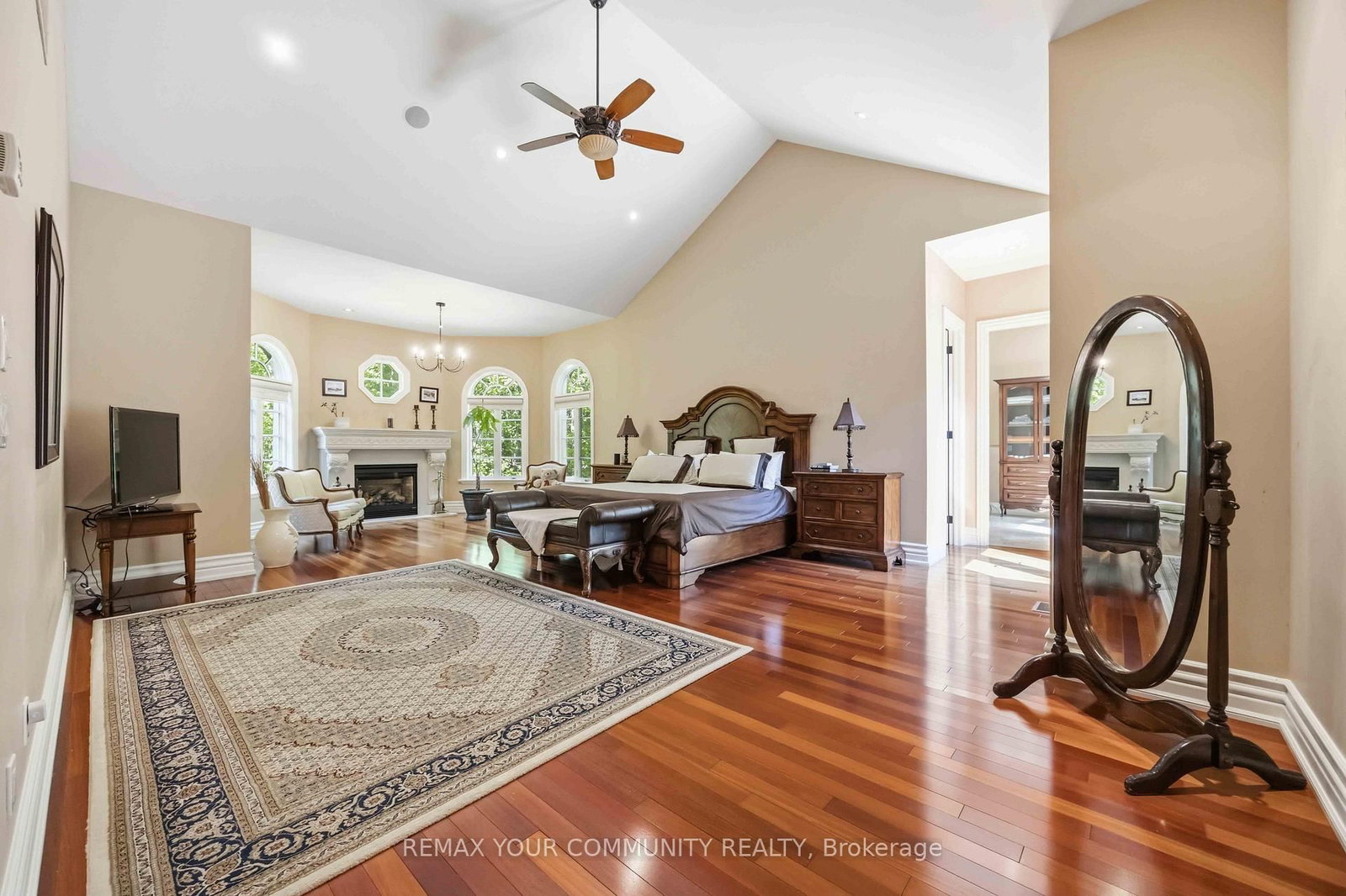 46 Lake Woods Drive • Whitchurch-Stouffville, ON photo 18