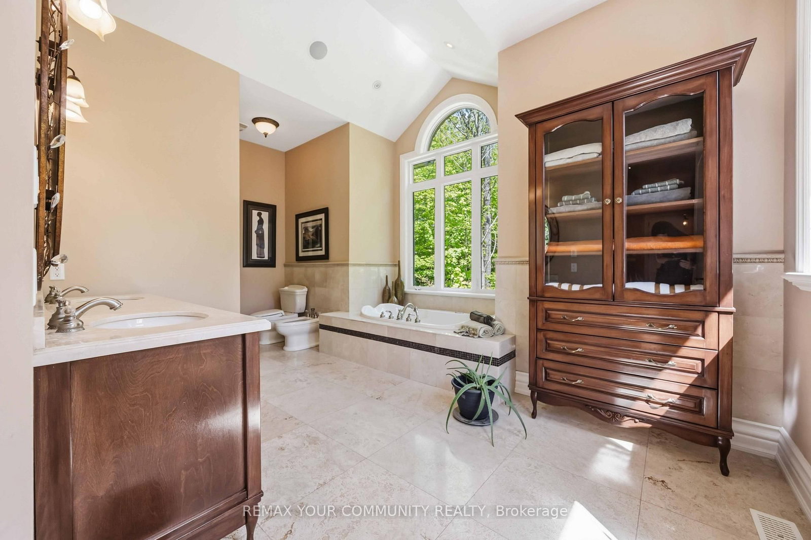 46 Lake Woods Drive • Whitchurch-Stouffville, ON photo 21