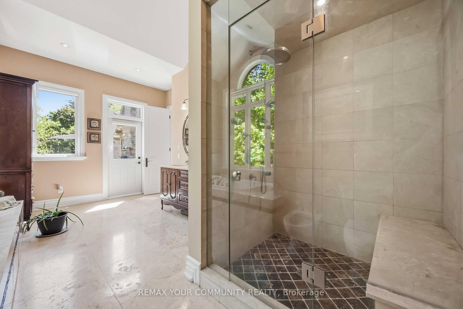 46 Lake Woods Drive • Whitchurch-Stouffville, ON photo 23