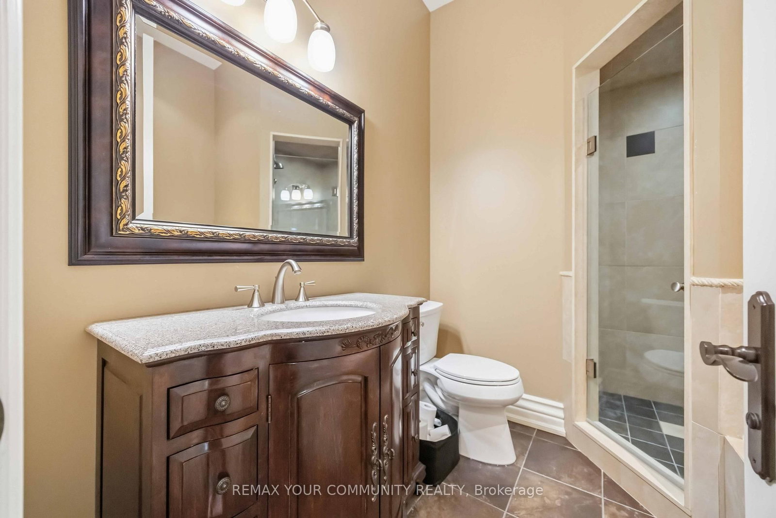 46 Lake Woods Drive • Whitchurch-Stouffville, ON photo 30