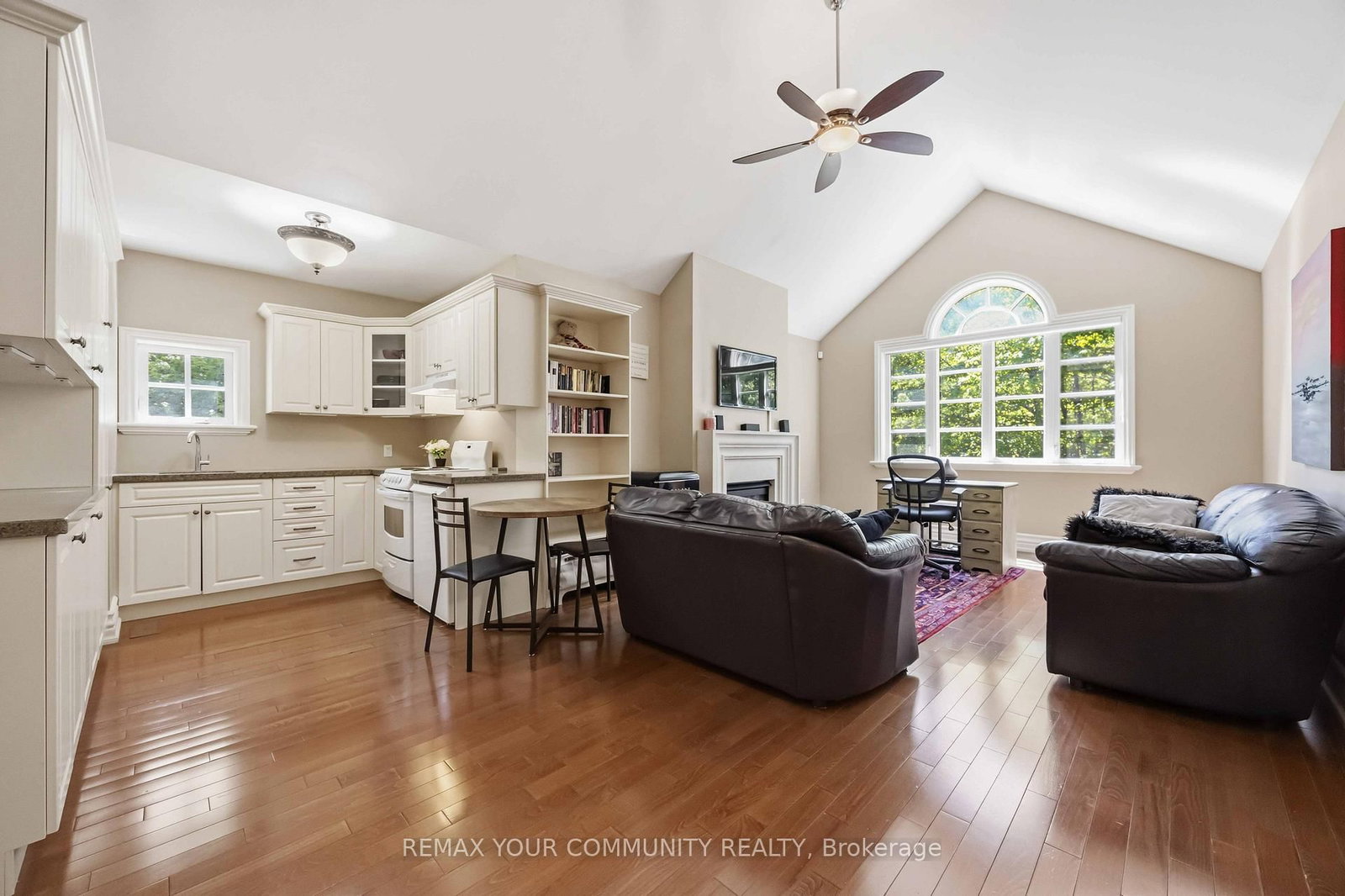 46 Lake Woods Drive • Whitchurch-Stouffville, ON photo 34