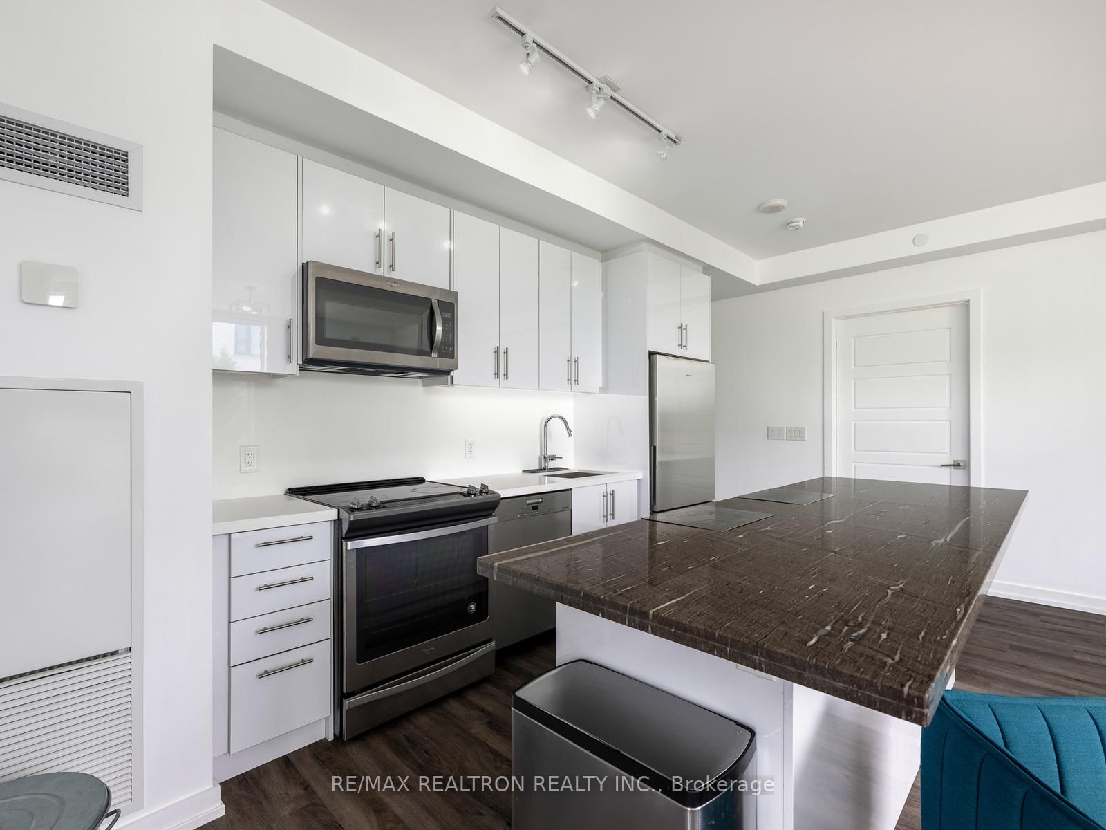 271 Sea Ray Avenue • #B208 • Innisfil, ON photo 22