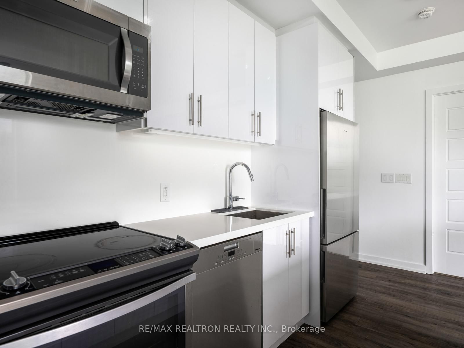271 Sea Ray Avenue • #B208 • Innisfil, ON photo 24