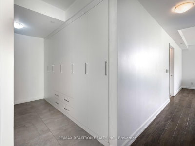 271 Sea Ray Avenue • #B208 • Innisfil, ON photo 8