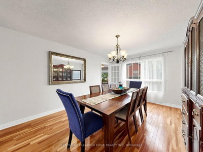 379 Manhattan Drive • Markham, ON photo 9