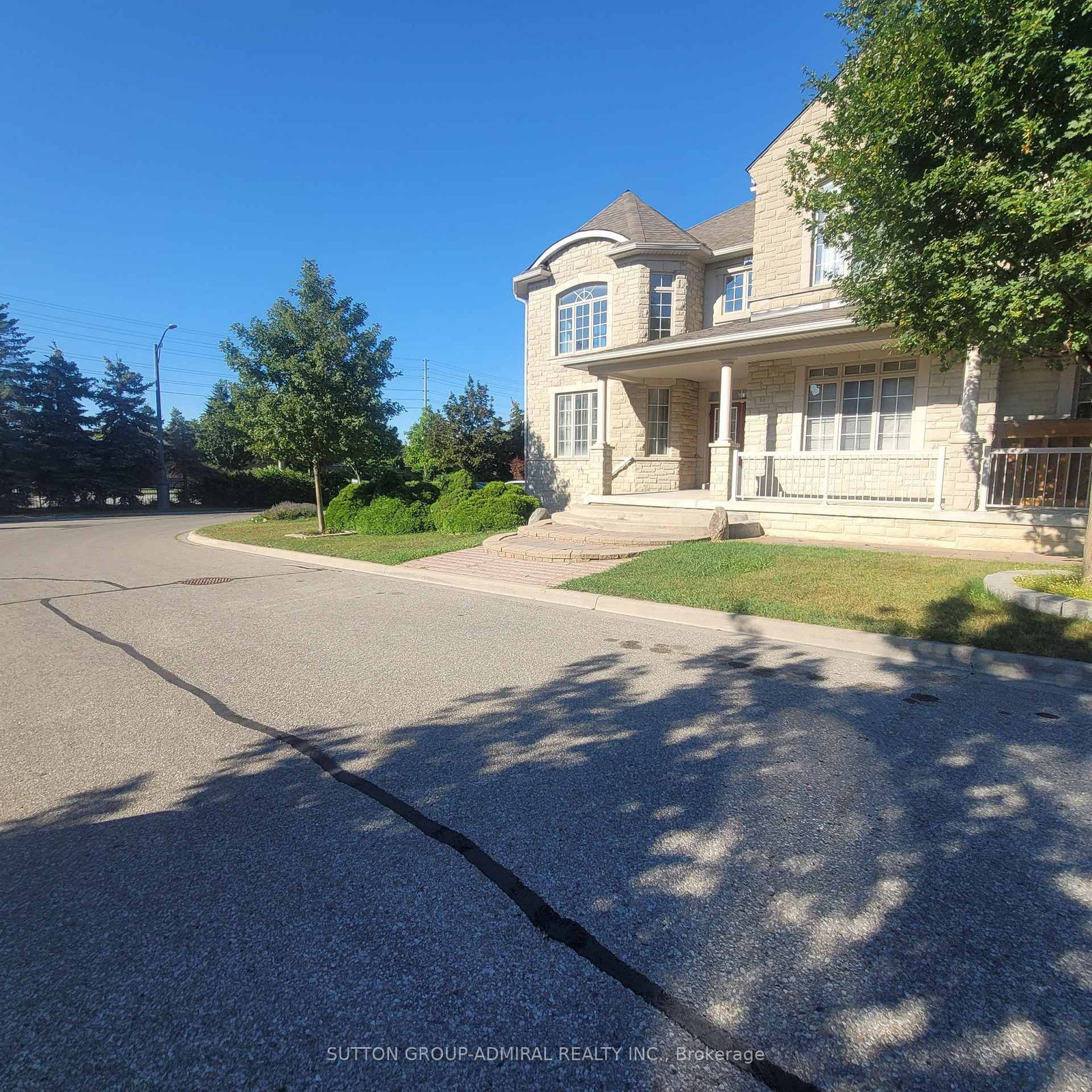 78 Pieta Place • Vaughan, ON photo 2