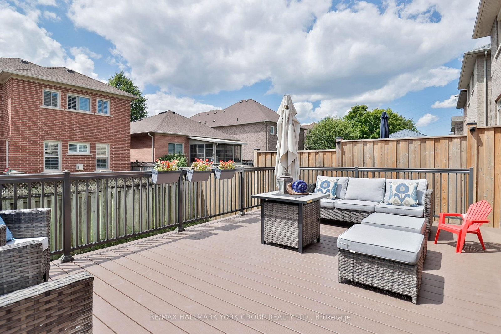 434 Ritas Avenue • Newmarket, ON photo 37