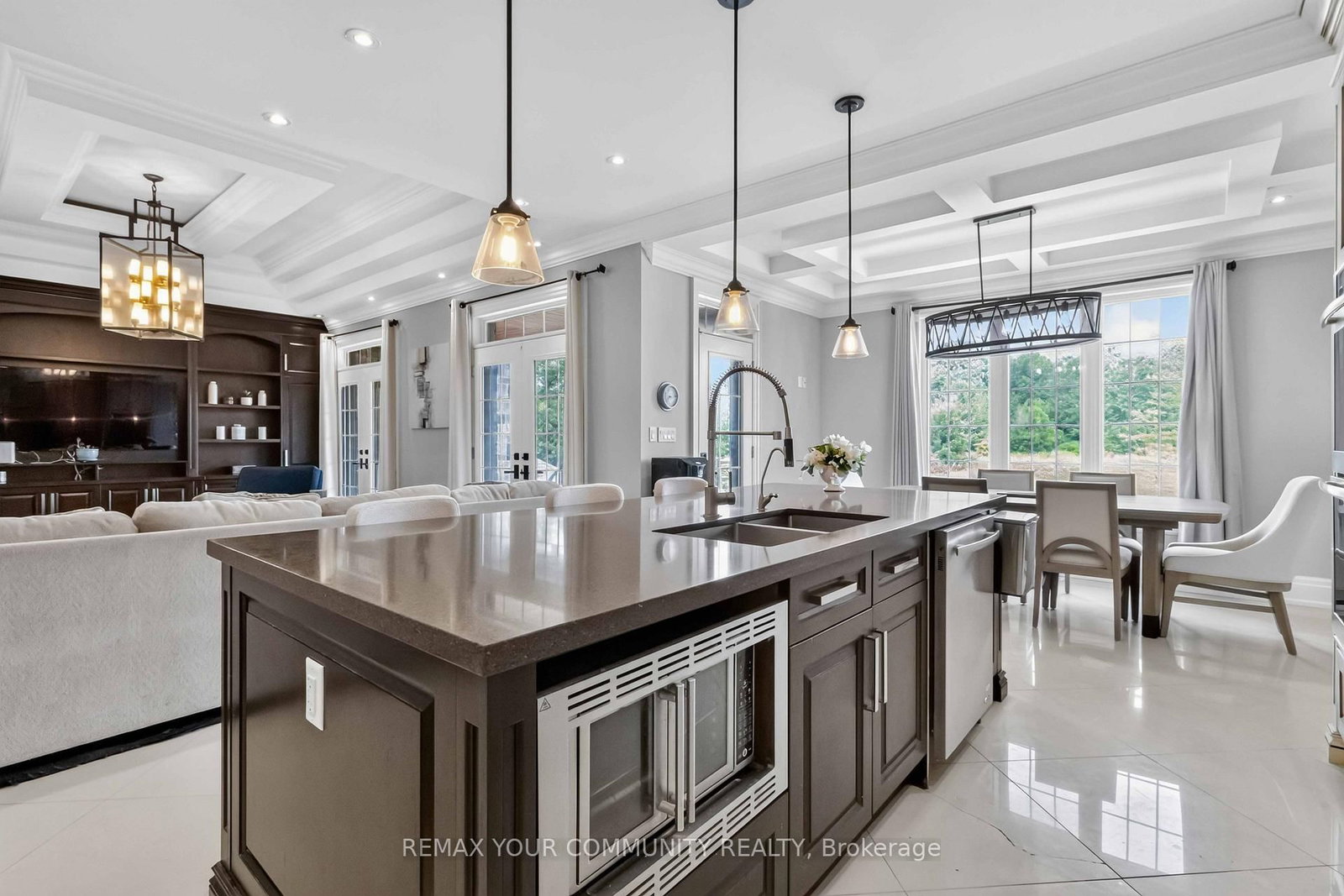 20111 Bathurst Street E • East Gwillimbury, ON photo 12