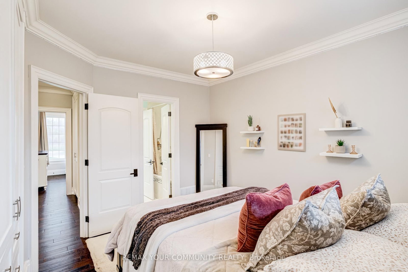 20111 Bathurst Street E • East Gwillimbury, ON photo 30