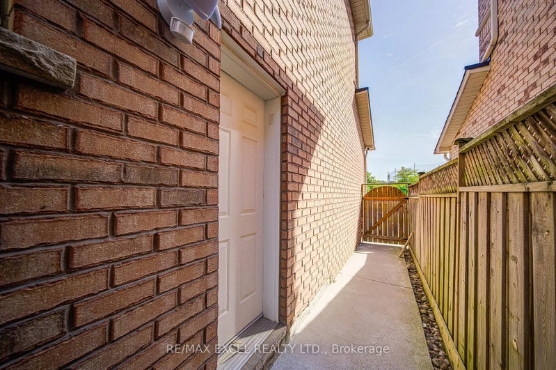BSMT - 392 Elson Street