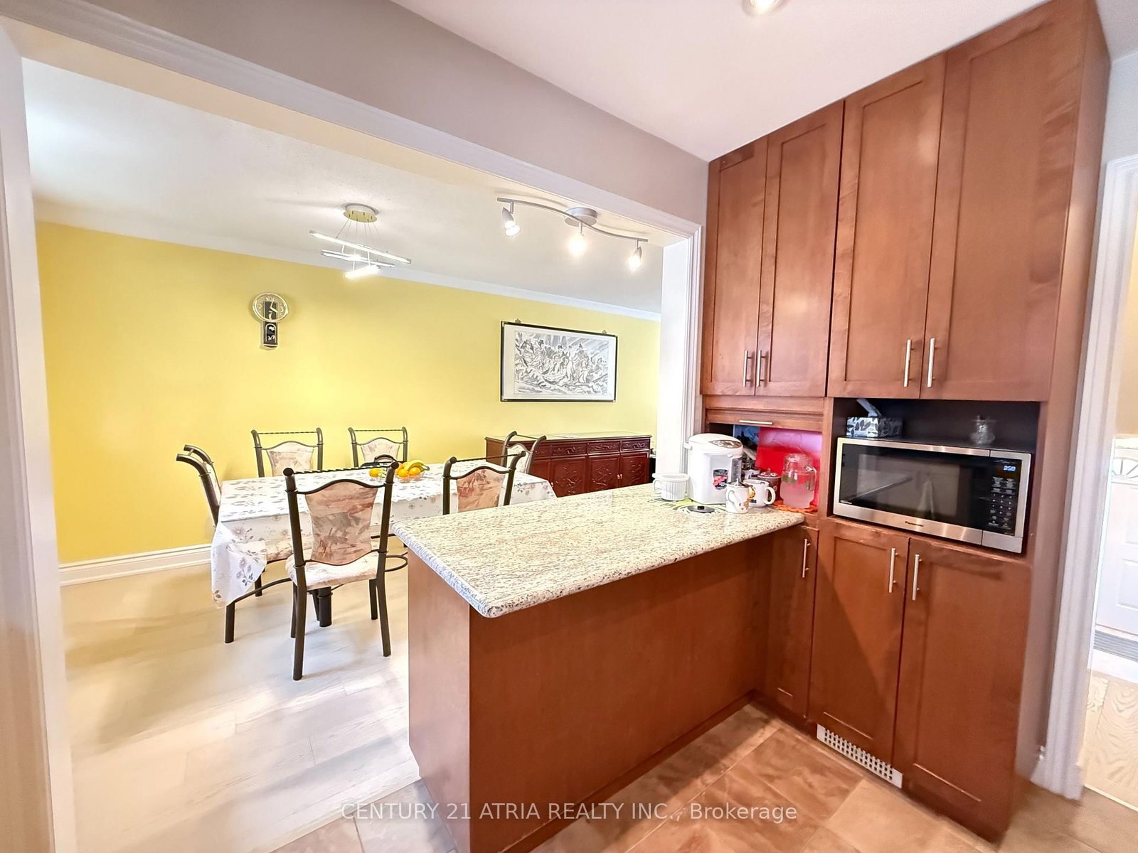 73 Stately Way • Markham, ON photo 10