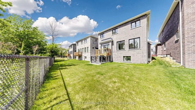 32 Baycroft Boulevard • Essa, ON photo 3