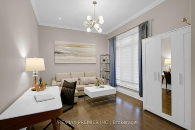 15 Peter Glass Road • King, ON photo 6