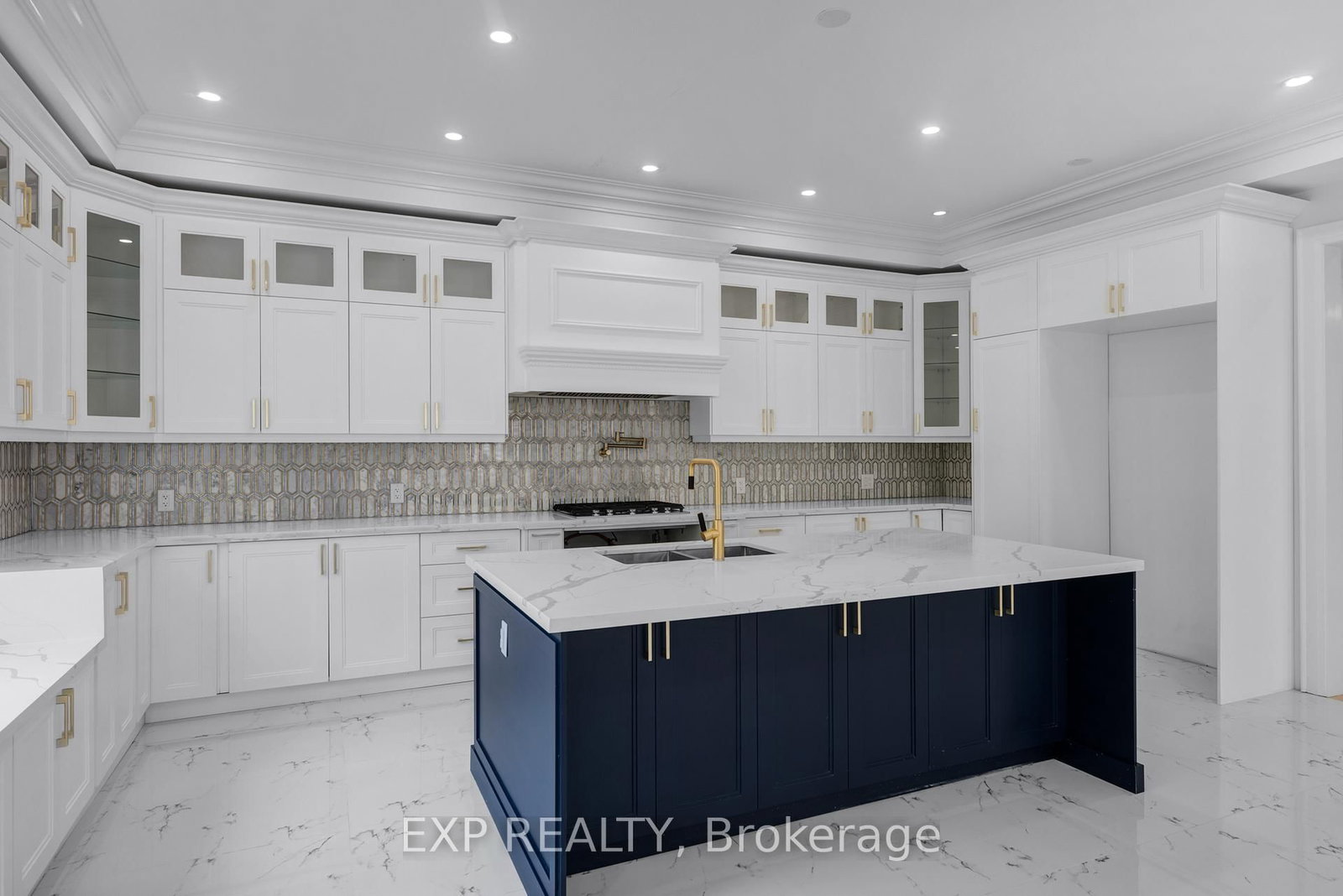 363 Penn Avenue • Newmarket, ON photo 12