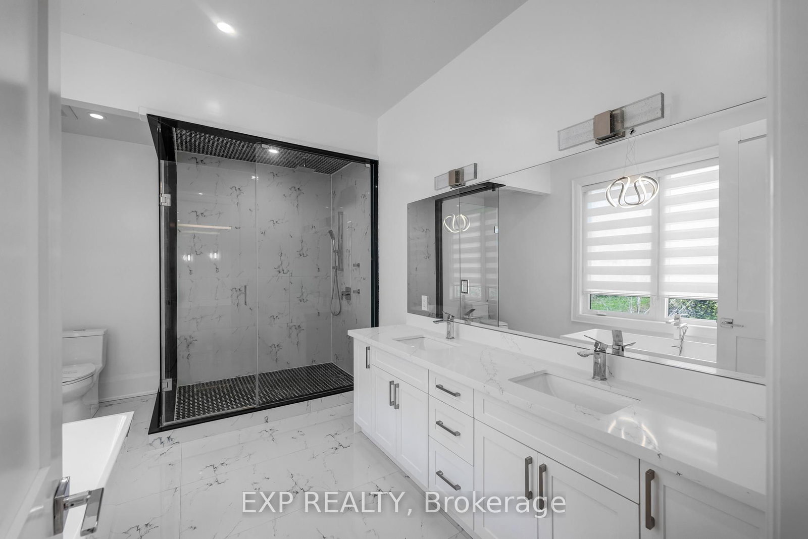 363 Penn Avenue • Newmarket, ON photo 28
