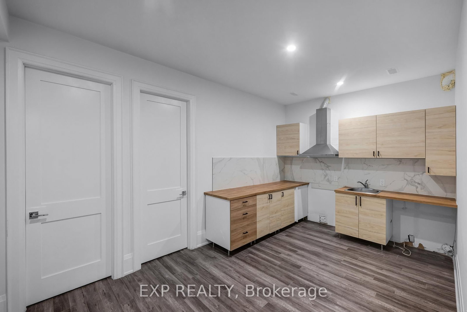 363 Penn Avenue • Newmarket, ON photo 48