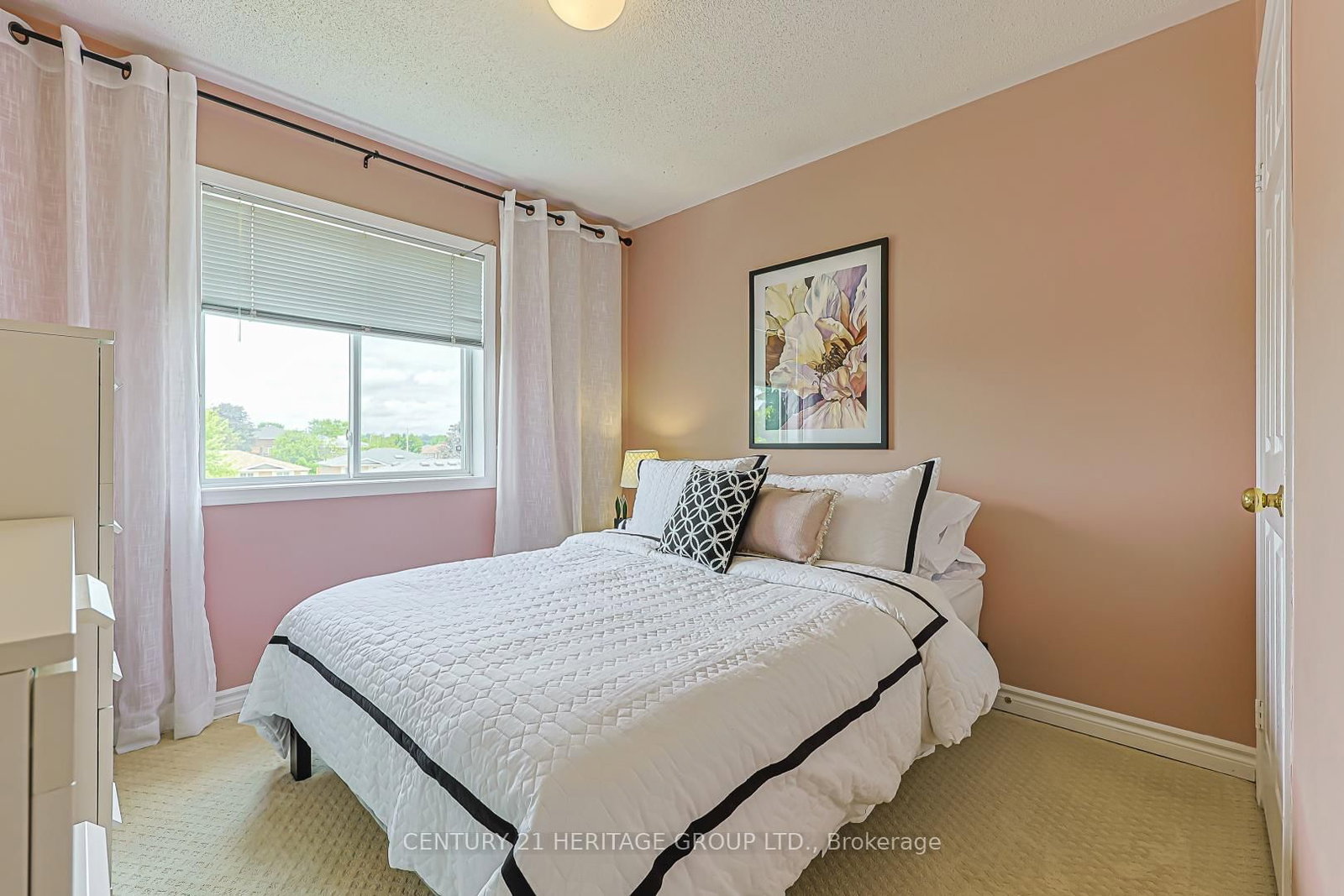 22 Village Green Lane • Bradford West Gwillimbury, ON photo 25