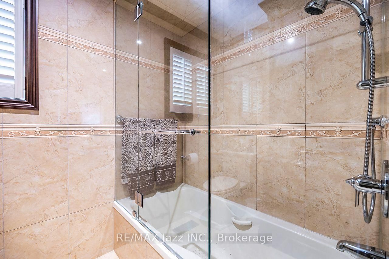 89 Crestwood Road • Vaughan, ON photo 24