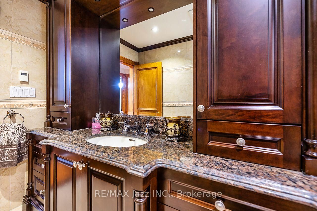 89 Crestwood Road • Vaughan, ON photo 25