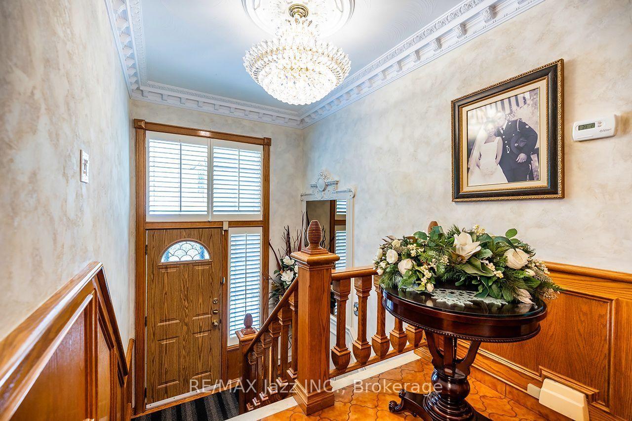 89 Crestwood Road • Vaughan, ON photo 27