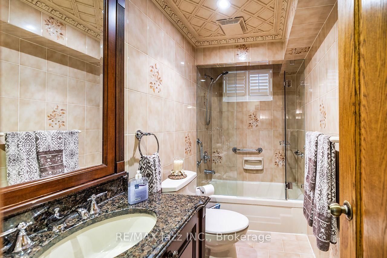 89 Crestwood Road • Vaughan, ON photo 34